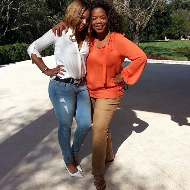 Gambar Foto Ashanti Bersama Oprah Winfrey