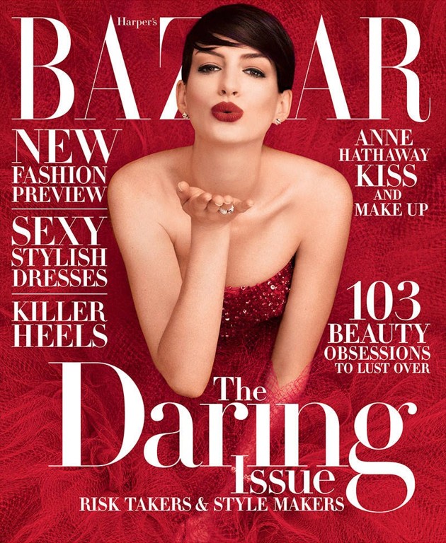 Gambar Foto Anne Hathaway di Cover Majalah Harper's Bazaar Edisi November 2014