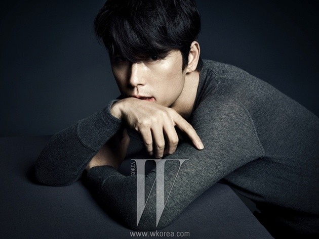 Gambar Foto Jung Woo Sung di Sung Majalah W Korea Edisi Oktober 2014