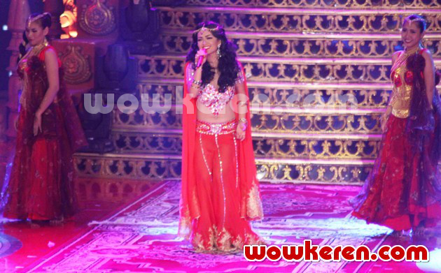 Gambar Foto Penampilan Julia Perez di Mahabharata Show