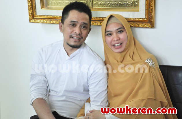 Gambar Foto Ory Vitrio dan Oki Setiana Dewi Adakan Syukuran Tujuh Bulan Kehamilan