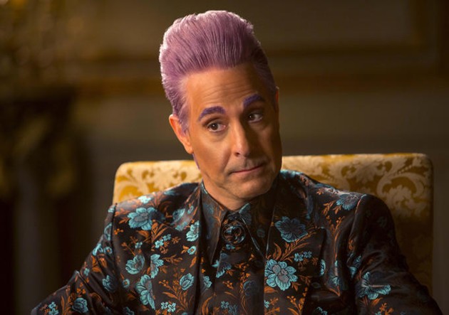 Gambar Foto Stanley Tucci Berperan Sebagai Caesar Flickerman