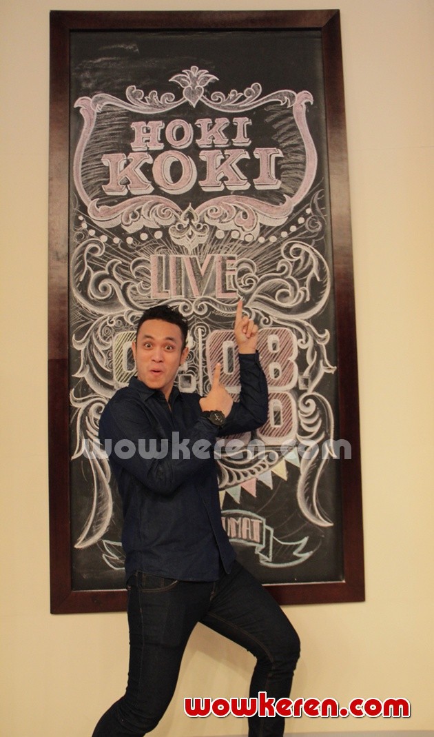 Gambar Foto Gilang Dirgahari di Press Conference 'Hoki Koki'