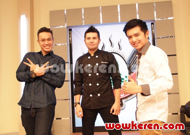 Gambar Foto Gilang Dirgahari, Chef Billy Kalangi dan Nicky Tirta di Press Conference 'Hoki Koki'