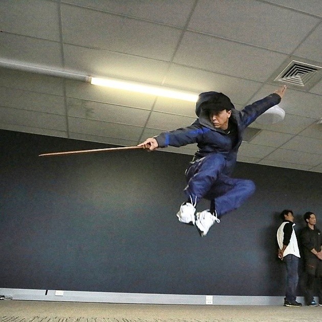 Gambar Foto Donnie Yen Berlatih untuk Film 'Crouching Tiger, Hidden Dragon: The Green Legend'