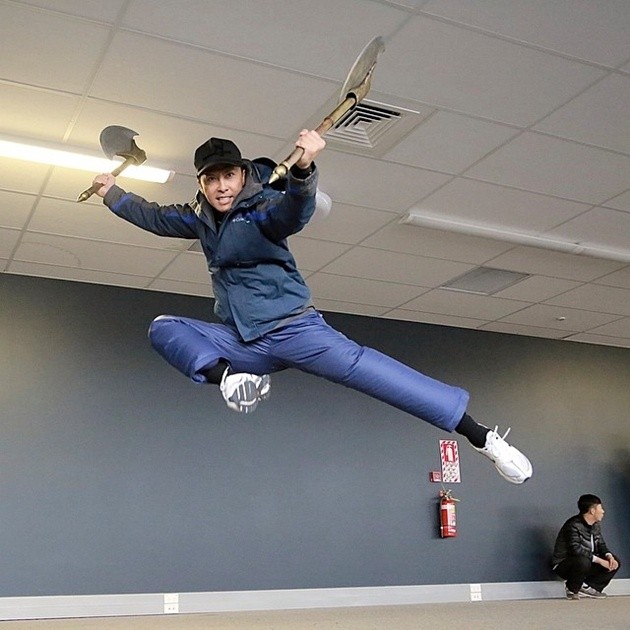 Gambar Foto Donnie Yen Berlatih untuk Film 'Crouching Tiger, Hidden Dragon: The Green Legend'