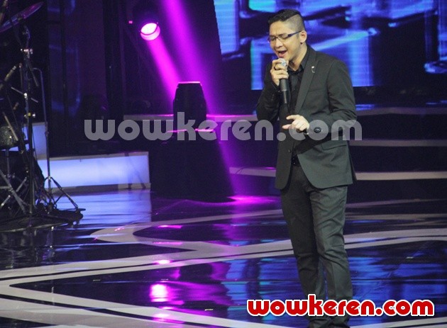 Gambar Foto Penampilan Pasha Ungu di Peluncuran Bank MNC