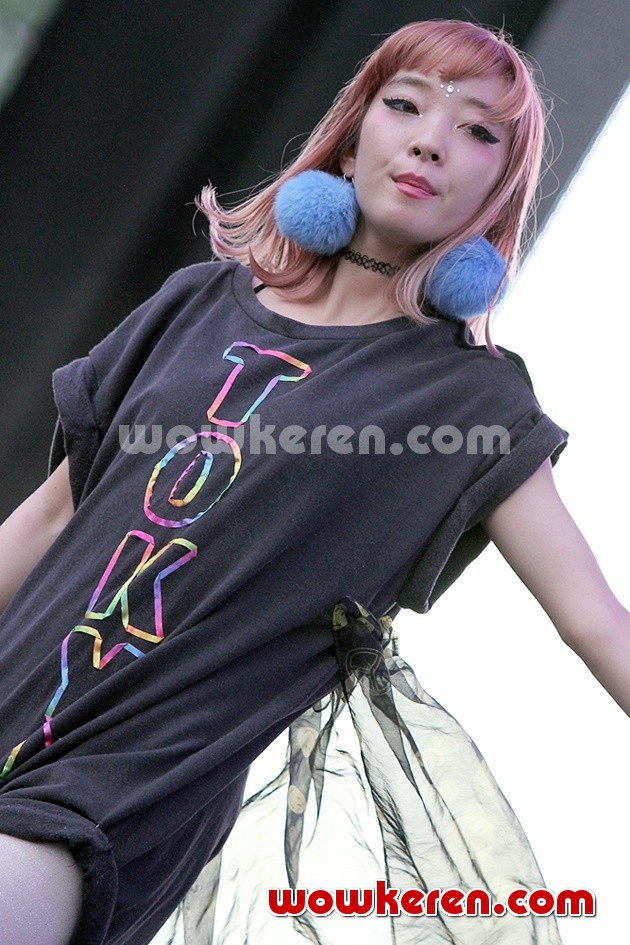 Gambar Foto Amiaya Tampil dalam Acara Hai Day 2014 - Hari ke-1