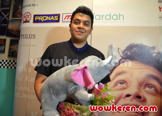 Gambar Foto Tulus Gelar Jumpa Pers Konser 'Gajah'