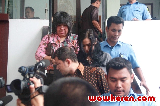 Gambar Foto Jessica Iskandar Hadiri Sidang Pembatalan Pernikahannya