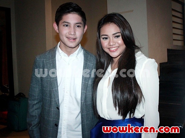 Gambar Foto Teuku Rassya dan Aurel Hermansyah di Lokasi Syuting Video Klip 'Cinta Surga'