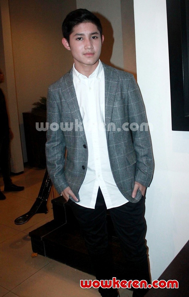 Gambar Foto Teuku Rassya Ditemui Saat Syuting Video Klip 'Cinta Surga'