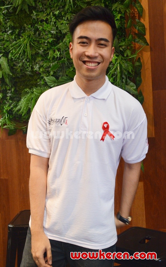 Gambar Foto Vidi Aldiano Meluncurkan Single 'Membiasakan Cinta'