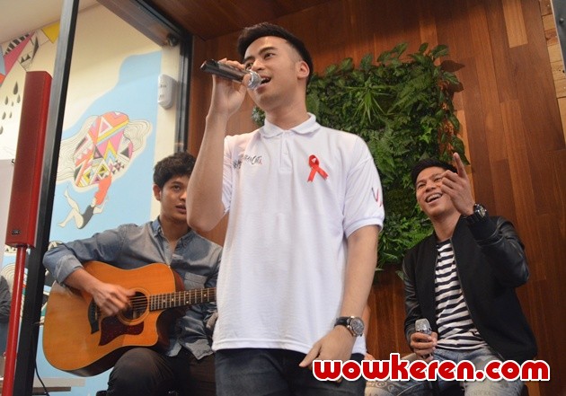 Gambar Foto Peluncurkan Single Vidi Aldiano Berjudul 'Membiasakan Cinta'