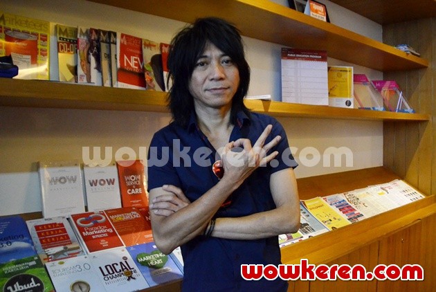 Gambar Foto Abdee Slank Hadiri Press Conference BCA Night - Indonesia WOW Concert