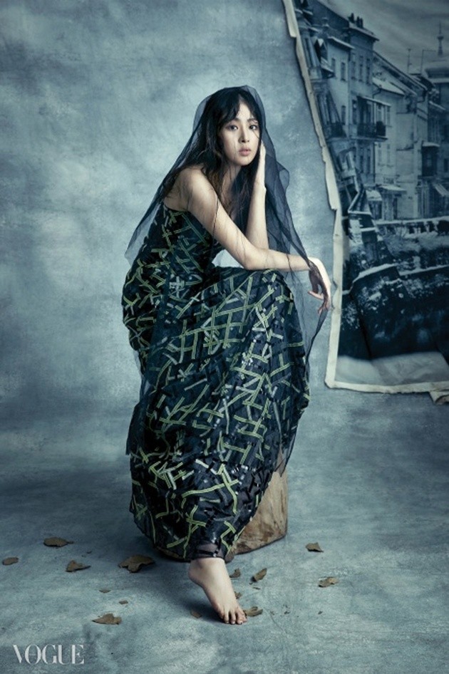 Gambar Foto Kang Sora di Majalah Vogue Korea Edisi Desember 2014