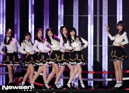 Gambar Foto Penampilan Lovelyz di SBS Gayo Daejun 2014