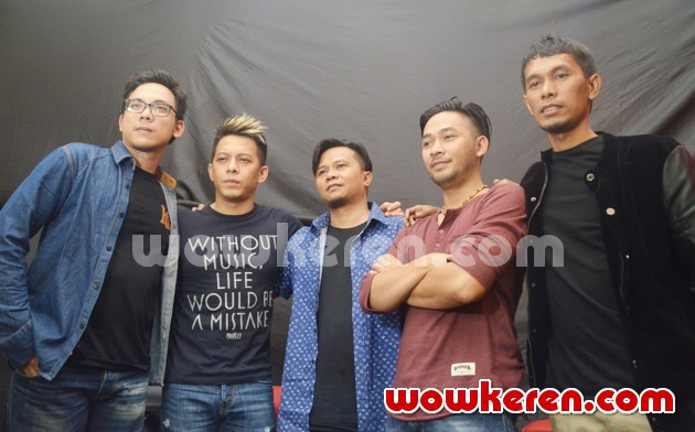 Gambar Foto NOAH Saat Menggelar Jumpa Pers di Kantor Musica Studio's