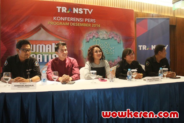 Gambar Foto Jumpa Pers Program Baru Trans TV