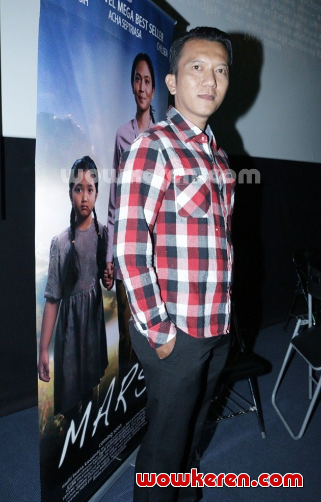 Gambar Foto Teuku Rifnu Wikana di Jumpa Pers Film 'MARS'