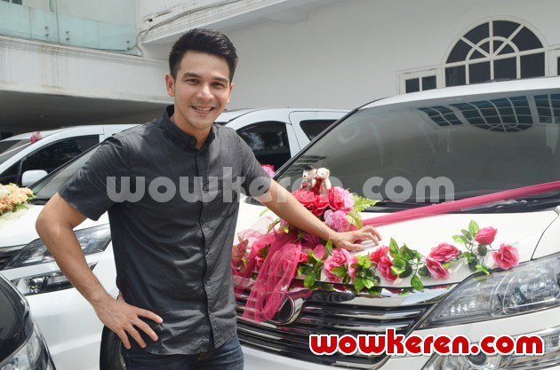 Gambar Foto Jonathan Frizzy Saat Ditemui di Kawasan Menteng ,Jakarta Pusat