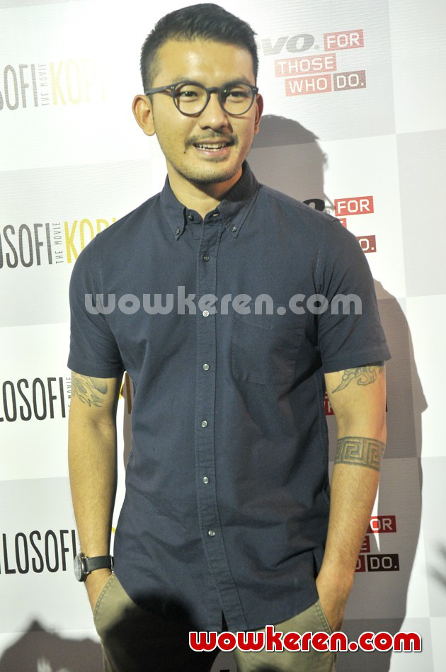 Gambar Foto Rio Dewanto di Jumpa Pers Film 'Filosofi Kopi'
