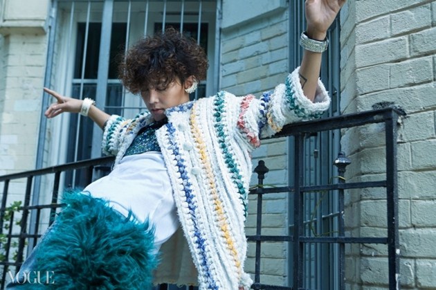 Gambar Foto Gaya G-Dragon di Majalah Vogue Edisi Januari 2015