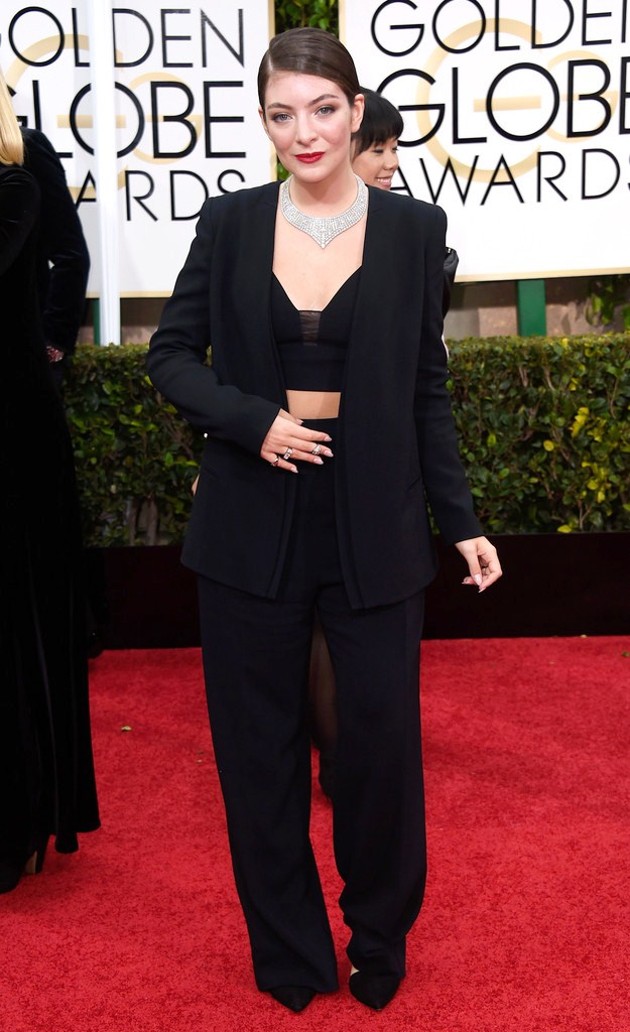 Gambar Foto Lorde di Red Carpet Golden Globe Awards 2015