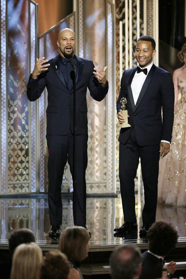 Gambar Foto Common dan John Legend Raih Piala Original Song - Motion Picture