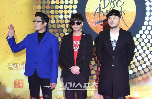 Gambar Foto Epik High di Red Carpet Golden Disk Awards 2015