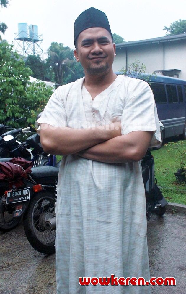 Gambar Foto Saiful Jamil Usai Mengisi Program 'Rumpi'