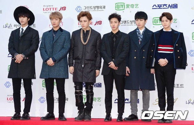 Gambar Foto Beast di Red Carpet Seoul Music Awards 2015