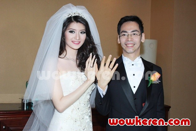 Gambar Foto Olivia Pramaisella dan Baron Respati Gelar Jumpa Pers - Foto 2 dari 8