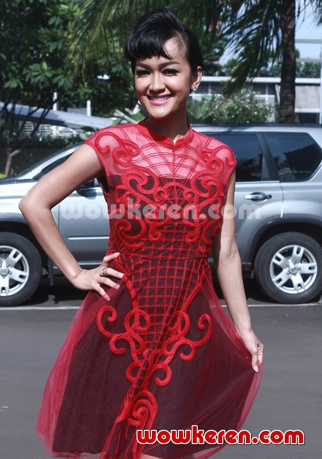 Gambar Foto Julia Perez Ditemui Usai Mengisi Program 'Xtra Seleb' RTV