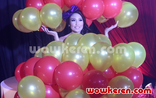 Gambar Foto Ayu Dewi Syuting Video Klip 'Hati yang Tepat'