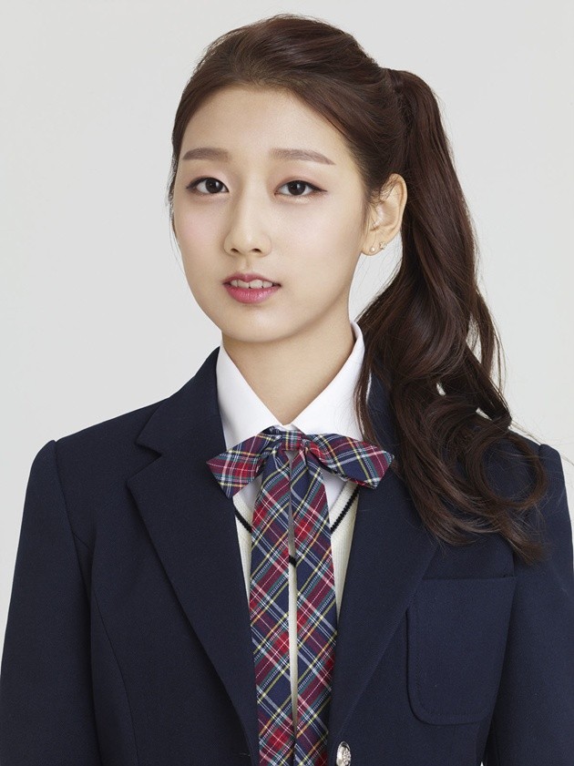 Gambar Foto Ye In Lovelyz Photoshoot untuk Album 'Girls' Invasion'