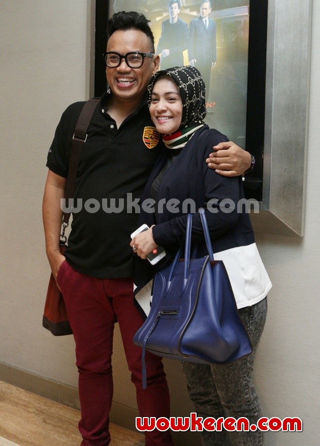 Gambar Foto Uya Kuya dan Astrid Hadiri Press Screening Film '2014'