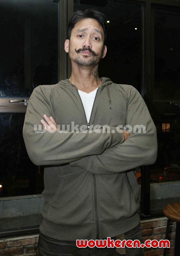 Gambar Foto Tora Sudiro di Syukuran Film 'The Wedding and Bebek Betutu'