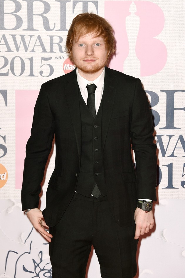 Gambar Foto Ed Sheeran di Red Carpet BRIT Awards 2015