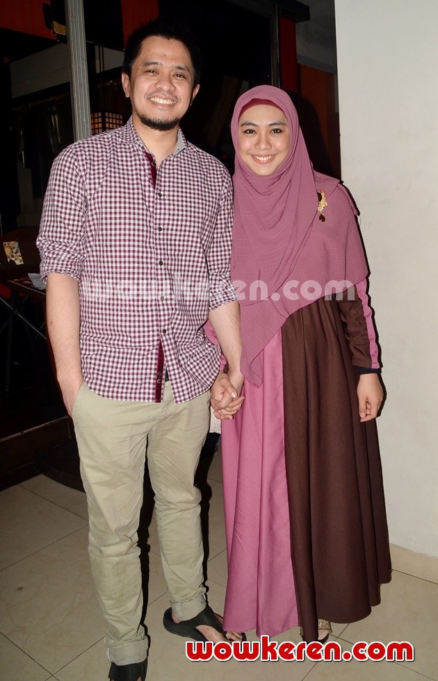 Gambar Foto Ory Vitrio dan Oki Setiana Dewi Ditemui di Kawasan Mampang