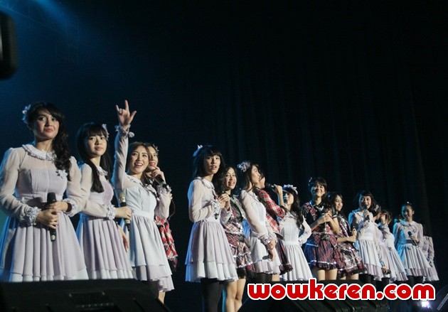 Gambar Foto JKT48 Gelar Handshake Festival 'Kaze wa Fuiteiru - Angin Sedang Berhembus'