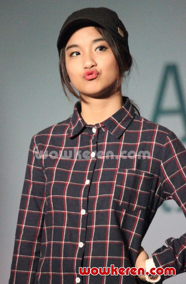 Gambar Foto JKT48 Gelar Handshake Festival 'Kaze wa Fuiteiru - Angin Sedang Berhembus'