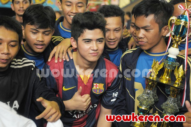 Gambar Foto Aliando Saat Ditemui di Gor Bekasi, Jawa Barat