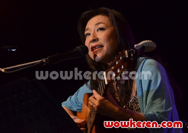 Gambar Foto Lisa Ono di Panggung Java Jazz Festival Hari ke-3