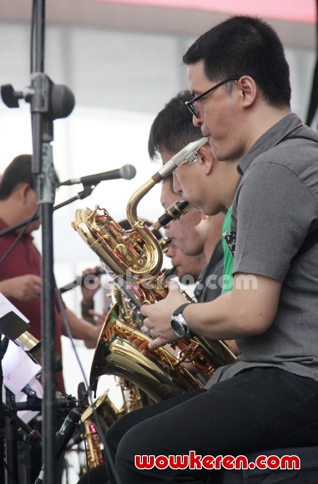 Gambar Foto Salamander Big Band di Java Jazz Festival 2015 Hari ke-2