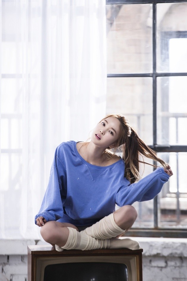 Gambar Foto NS Yoon Ji Photoshoot untuk Single Album 'Sincerely'