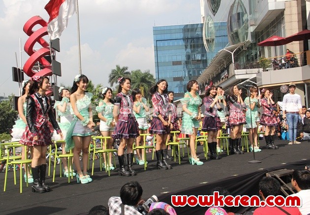 Gambar Foto JKT48 Saat Kampanye Senbatsu Sousenkyo