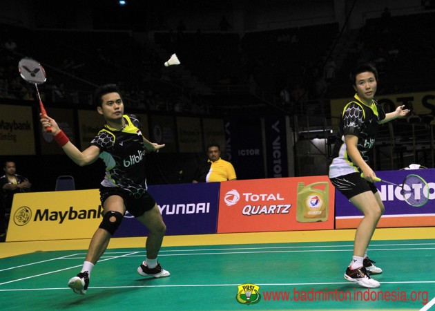 Gambar Foto Perjuangan Lilyana Natsir/Tontowi Ahmad Berhenti di Babak Semifinal