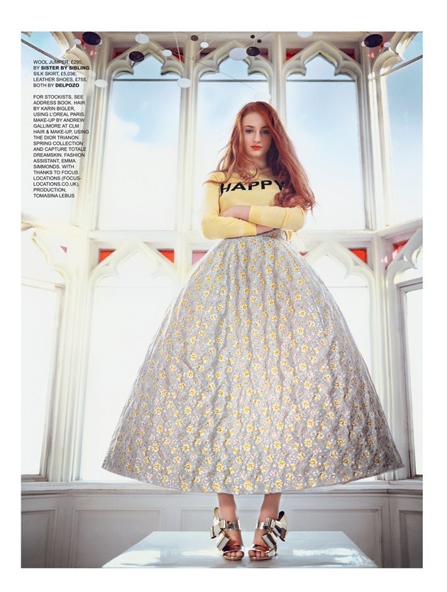 Gambar Foto Sophie Turner di Majalah Tatler Edisi April 2014