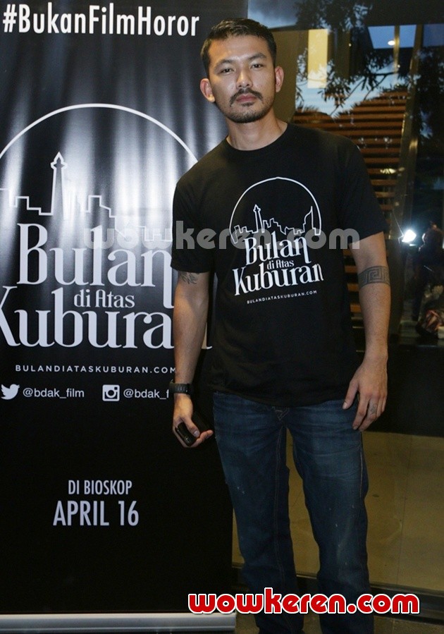 Gambar Foto Rio Dewanto di Jumpa Pers Film 'Bulan di Atas Kuburan'